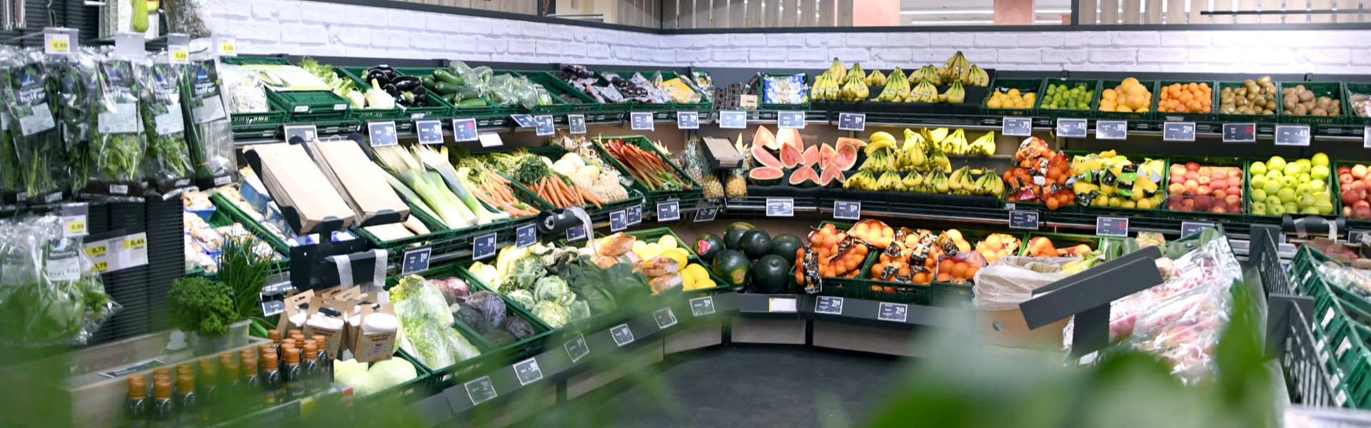 Gemüse und Obst Abteilung bei Edeka Reschke in München